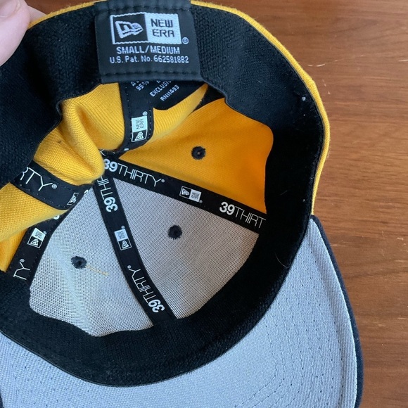 West Virginia Mountaineers Hat - Picture 5 of 5